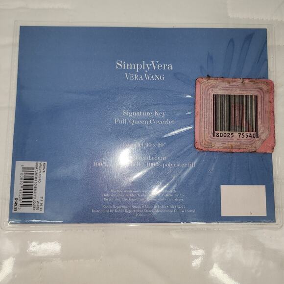 Simply Vera Wang White Signature Key Full/Queen Coverlet - Picture 5 of 5